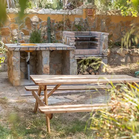 Casaleja, Entre árboles Y Agua