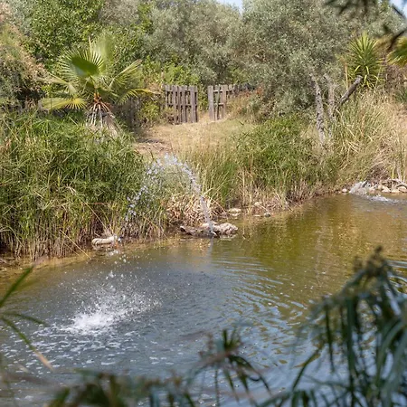 Casaleja, Entre Arboles Y Agua בית כפרי