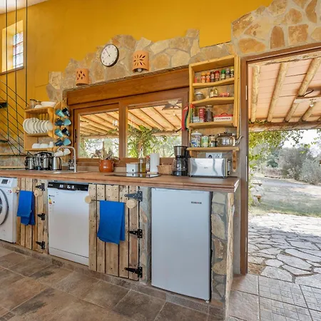 Casa rural Casaleja, Entre árboles Y Agua