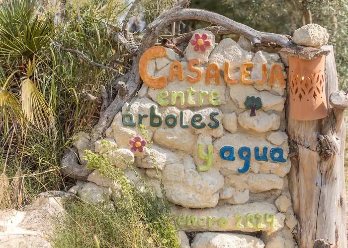 Casaleja, Entre Arboles Y Agua * חרז