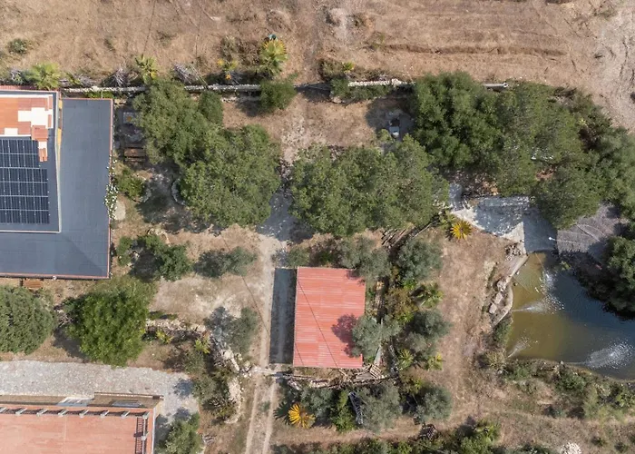 Casaleja, Entre Arboles Y Agua * חרז